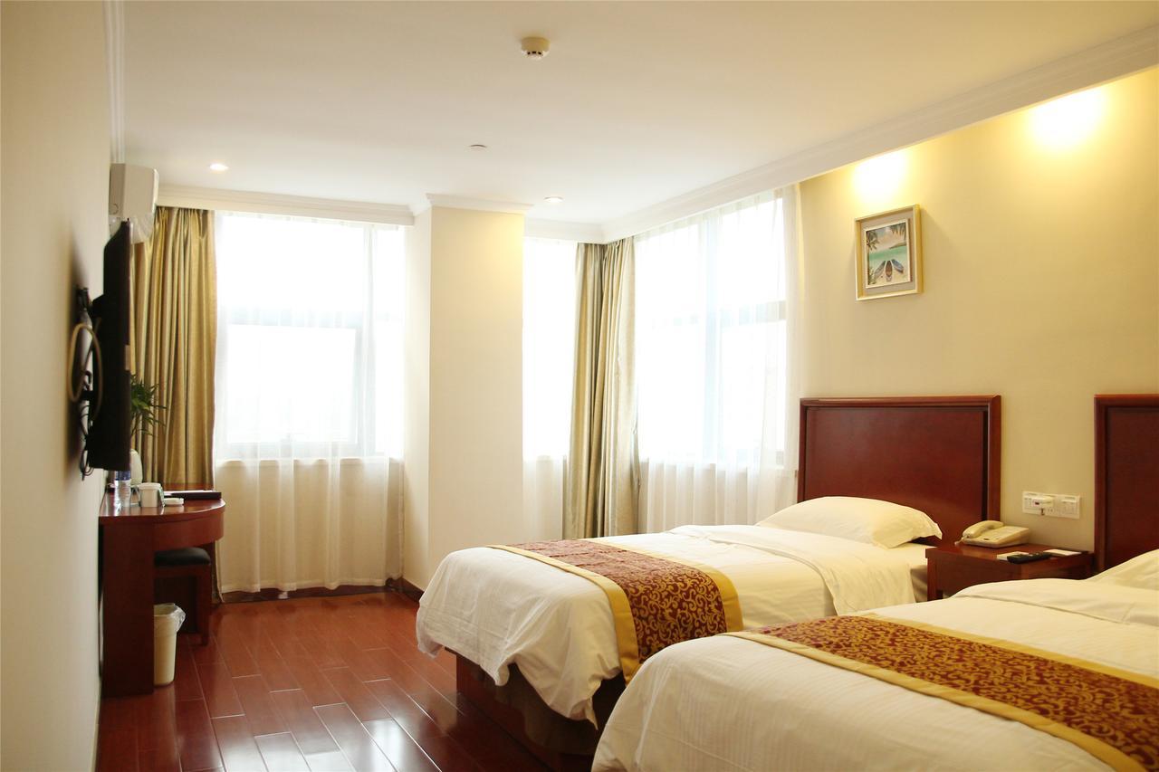 Greentree Inn Zhejiang Jiaxing Nanyang College Henglong Square Business Hotel מראה חיצוני תמונה