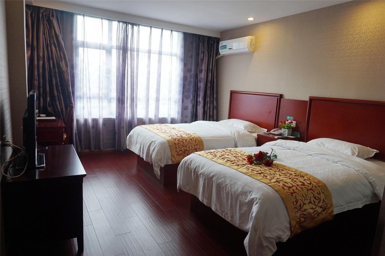 Greentree Inn Zhejiang Jiaxing Nanyang College Henglong Square Business Hotel מראה חיצוני תמונה