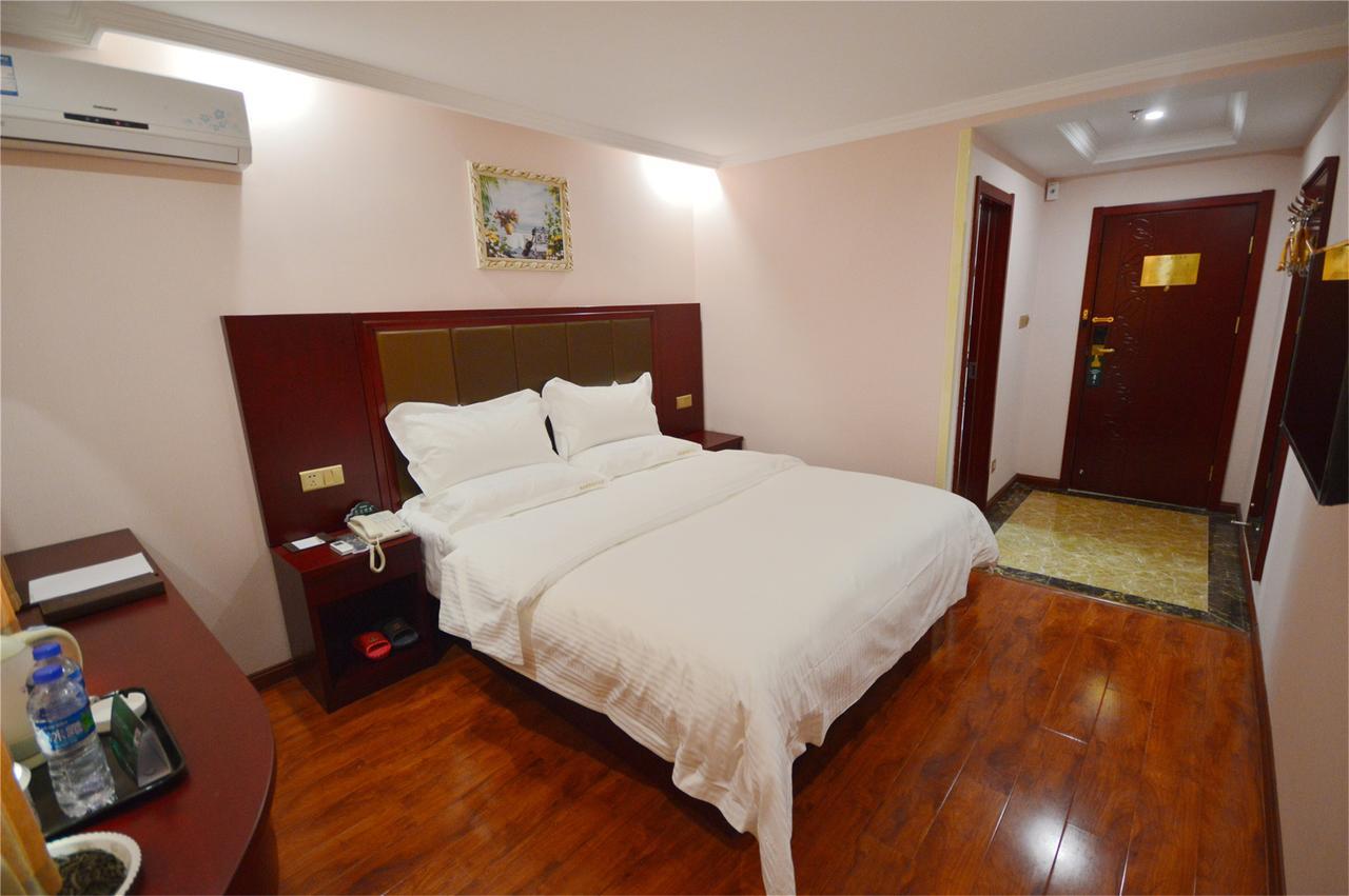 Greentree Inn Zhejiang Jiaxing Nanyang College Henglong Square Business Hotel מראה חיצוני תמונה